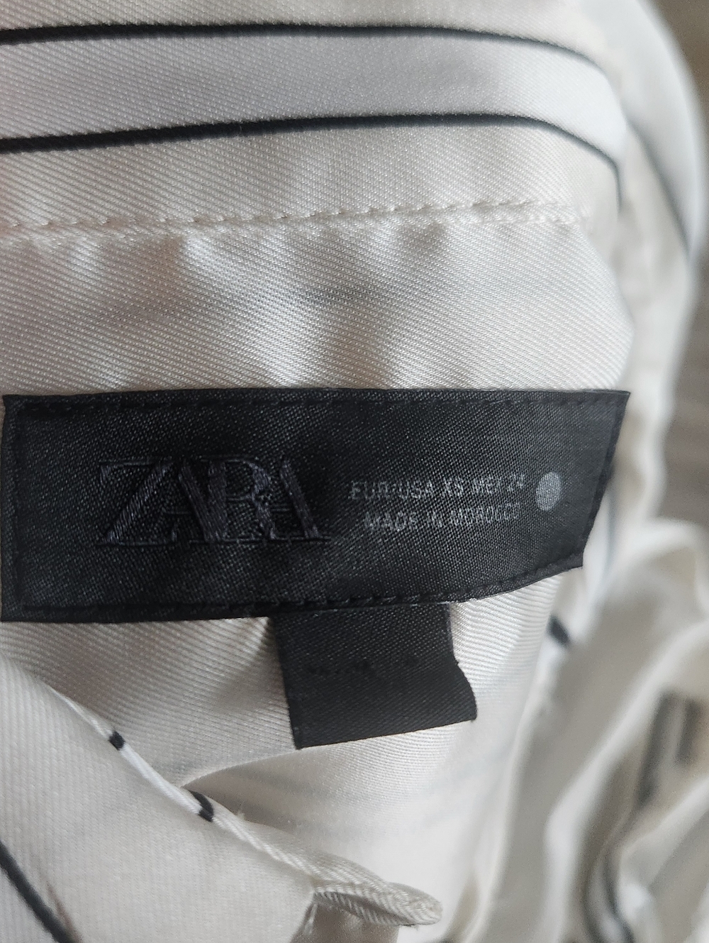 Zara Ivory Wide-Leg Pants with Black Geometric Lines - Picture 7 of 7